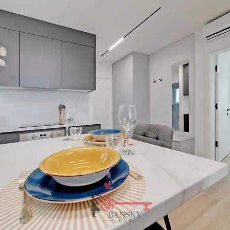 Sofia 4 - 5min Station -by Easylife Swiss *