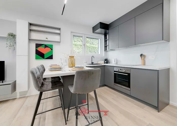 Daire Sofia 4 - 5min Station -by Easylife Swiss