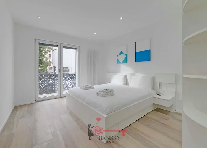 Sofia 4 - 5min Station -by Easylife Swiss Daire *