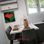 Apartment Sofia 4 - 5min Station -by Easylife Swiss